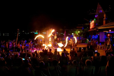 Praia das Festas - Phi Phi Islands